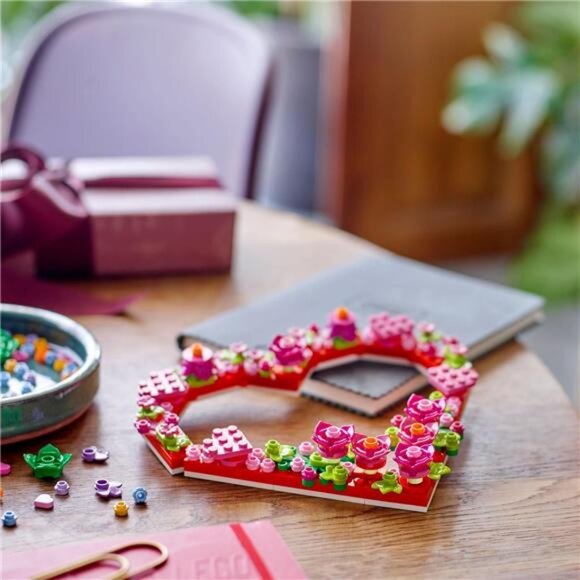 LEGO Heart Ornament Building Toy Set for Valentines Day - Picture 2 of 7